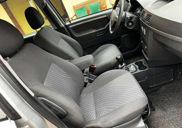 Opel Meriva cena 6999 przebieg: 243000, rok produkcji 2007 z Luboń małe 121